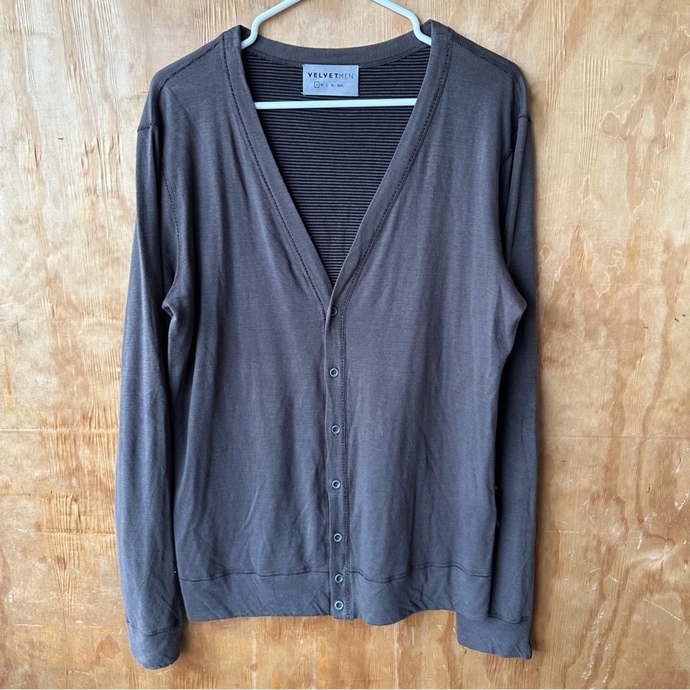 Velvet Men’s Reversible Tencel Cardigan Black Gray long Sleeve Button up Sweater
